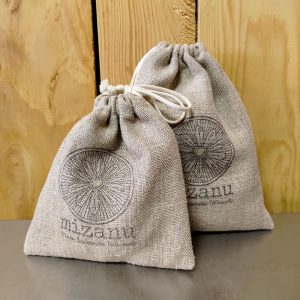 Pochette en lin cousue main pour composer vos cadeaux